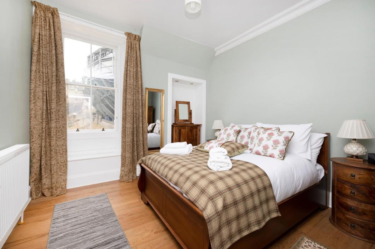 Joivy Cozy Apt Near Edinburgh Castle Exterior foto